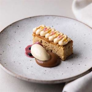 Mount Tamborine Gingerbread, Honey, Black Pear and Rhubarb - Chef Recipe by Luke Wakefield